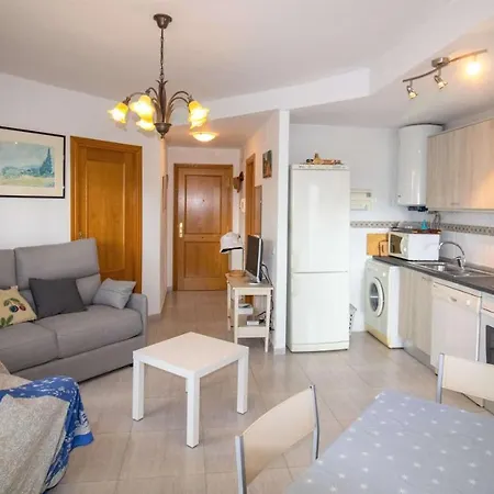 Con Wifi Y Parking A 50 Metros De La Playa Cargador - *